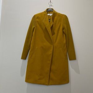 Women’s Sz S Winter Coat w/Cardigan Knit Sleeves. Color: Mustard